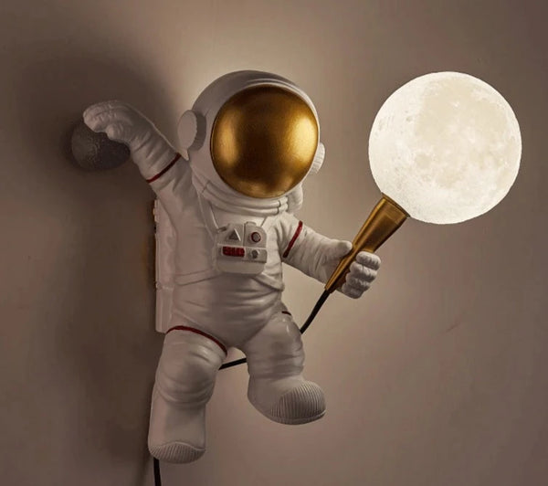 Moon Man Astronaut Wall Lamp