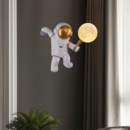 Moon Man Astronaut Wall Lamp